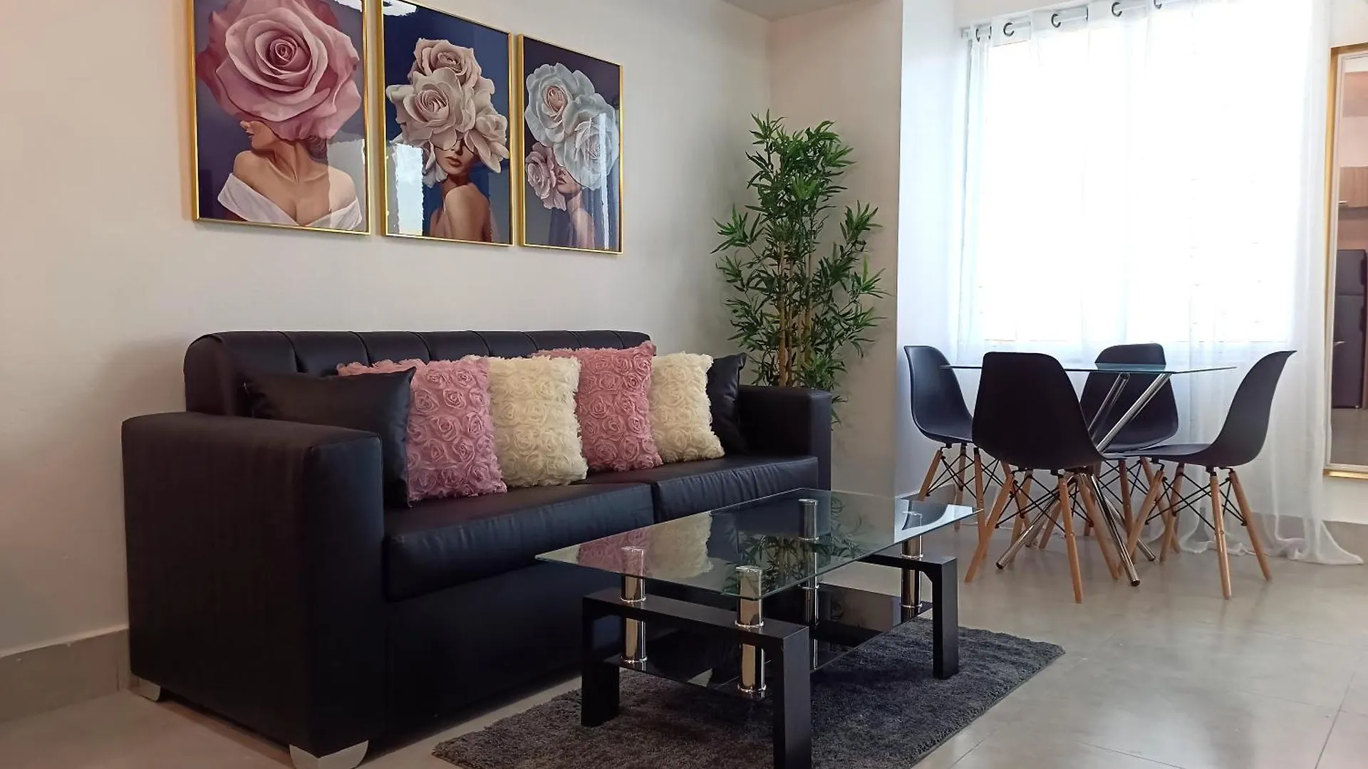 Boca Del Mar Iii, Apartamento 707 Cuevas